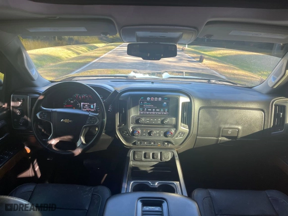 2016 Chevrolet Silverado 3500HD LTZ with VIN 1GC4K0C88GF102148, listed as a Copart auction lot 53585335 with 234,717 mi miles and Salvage Title. Bid and sale history available at carsss.com. Image 9.