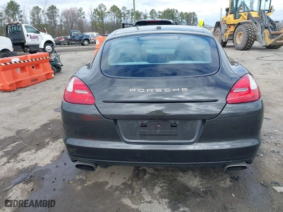 2012 Porsche Panamera with VIN WP0AA2A75CL073327, listed as a IAAI auction lot 41729676 with 83,457 mi miles. Bid and sale history available at carsss.com. Image 16.