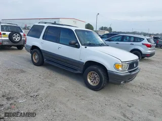 2000 Mercury Mountaineer with VIN 4M2ZU66P9YUJ19036, listed as a IAAI auction lot 41663230 with 159,635 mi miles. Bid and sale history available at carsss.com. Image 1.