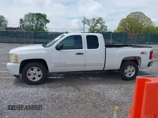 2009 Chevrolet Silverado 1500 LT with VIN 1GCEK290X9Z291310, listed as a IAAI auction lot 42055477 with 154,712 mi miles and . Bid and sale history available at DreamBid. Image 14.