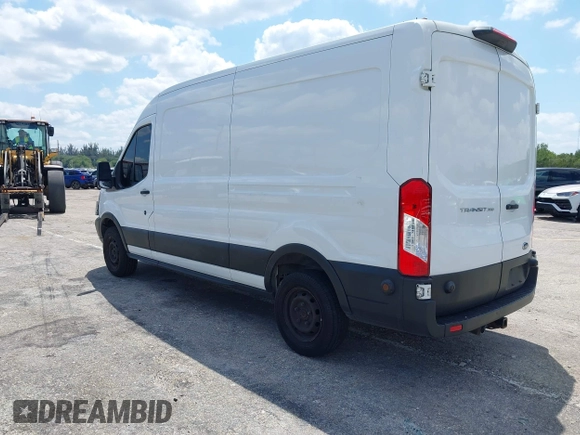 2019 Ford Transit with VIN 1FTBW2CM0KKB59593, listed as a IAAI auction lot 41961520 with 136,094 mi miles and . Bid and sale history available at carsss.com. Image 3.