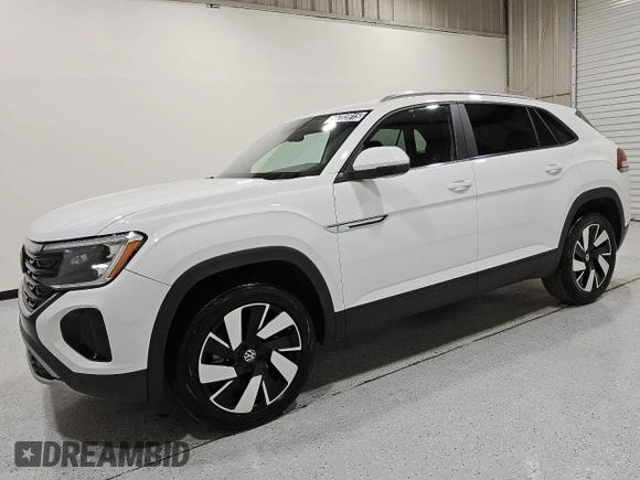2024 Volkswagen Atlas SE z VIN 1V2WE2CAXRC219246, wystawiony jako Copart lot #55703915 z przebiegiem 39 735 mil mil oraz Czysty tytuł • Clean title. Historia ofert i sprzedaży dostępna na DreamBid. Obrazek 1.