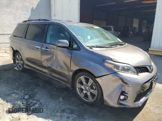 2020 Toyota Sienna SE with VIN 5TDXZ3DC0LS041739, listed as a Copart auction lot 64793874 with 4,776 mi miles and Clean Title. Bid and sale history available at carsss.com. Image 4.