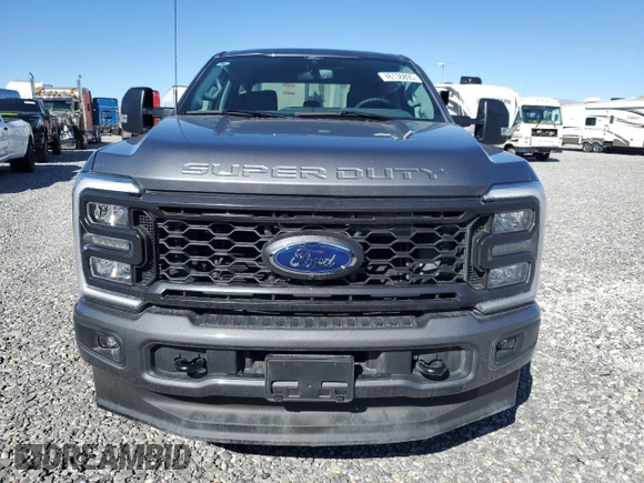 2024 Ford Super Duty F-250 SRW XL with VIN 1FT8W2BN3REF19484, listed as a Copart auction lot 46136895 with 865 mi miles and Salvage Title. Bid and sale history available at carsss.com. Image 5.