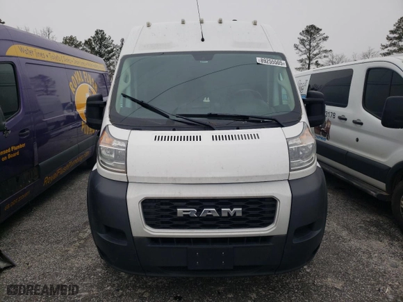 2019 Ram ProMaster Cargo Van with VIN 3C6TRVBG3KE548019, listed as a Copart auction lot 46722215 with 125,332 mi miles and Salvage Title. Bid and sale history available at carsss.com. Image 5.