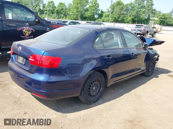 2013 Volkswagen Jetta S with VIN 3VW2K7AJ1DM272303, listed as a IAAI auction lot 42611043 with 129,107 mi miles and . Bid and sale history available at DreamBid. Image 4.