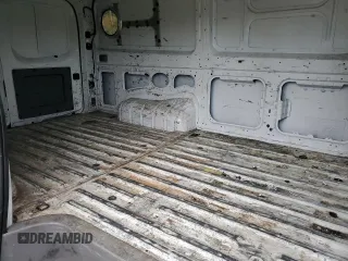 2020 Nissan NV Cargo SV z VIN 1N6BF0KM5LN806590, wystawiony jako Copart lot #72589354 z przebiegiem 21 130 mil mil oraz Szkoda całkowita • Salvage title. Historia ofert i sprzedaży dostępna na DreamBid. Obrazek 10.