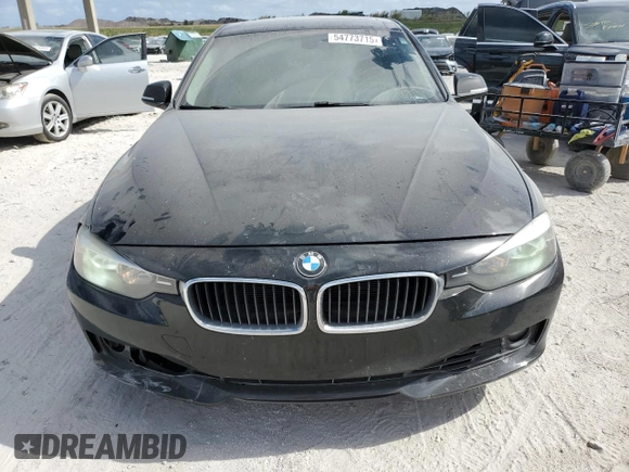 2013 BMW 3 Series 320i xDrive с VIN WBA3C3C53DF979218, выставлен на аукционе Copart как лот 54773715 с пробегом 154 369 миль миль и Списание • Salvage title. История ставок и продаж доступна на DreamBid. Изображение 5.