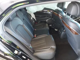 2017 Genesis G90 3.3T Premium with VIN KMHG34JA7HU033033, listed as a IAAI auction lot 41457798 with 68,327 mi miles. Bid and sale history available at carsss.com. Image 8.