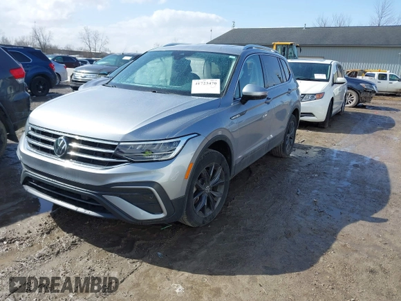 2023 Volkswagen Tiguan SE z VIN 3VV2B7AX0PM034519, wystawiony jako IAAI lot #41723470 z przebiegiem 17 250 mil mil oraz . Historia ofert i sprzedaży dostępna na DreamBid. Obrazek 17.