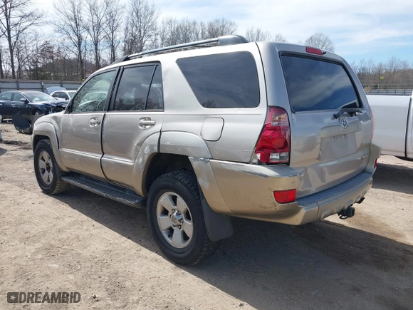 2004 Toyota 4Runner SR5 with VIN JTEZU14R240031231, listed as a IAAI auction lot 41757972 with 202,633 mi miles. Bid and sale history available at carsss.com. Image 3.