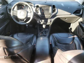 2019 Jeep Cherokee Latitude Plus z VIN 1C4PJLLN1KD382751, wystawiony jako Copart lot #83994964 z przebiegiem 103 215 mil mil oraz Czysty tytuł • Clean title. Historia ofert i sprzedaży dostępna na DreamBid. Obrazek 8.