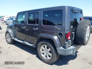 2018 Jeep Wrangler JK Unlimited Altitude with VIN 1C4BJWEG9JL802853, listed as a IAAI auction lot 41993420 with 51,742 mi miles. Bid and sale history available at carsss.com. Image 3.