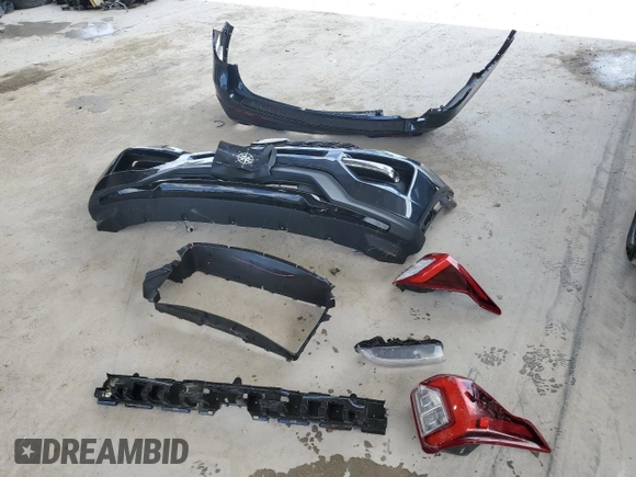 2024 Ford Explorer ST-Line с VIN 1FMSK7KH7RGA35746, выставлен на аукционе Copart как лот 61143375 с пробегом 15 731 миль миль и Списание • Salvage title. История ставок и продаж доступна на DreamBid. Изображение 13.