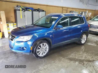 2010 Volkswagen Tiguan S with VIN WVGAV7AX1AW004093, listed as a Copart auction lot 72018574 with 193,627 mi miles and Non repairable. Bid and sale history available at DreamBid. Image 1.