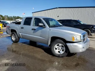 2007 Dodge Dakota SLT with VIN 1D7HW48K17S256649, listed as a Copart auction lot 45737475 with 138,835 mi miles and Salvage Title. Bid and sale history available at carsss.com. Image 4.
