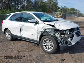 2020 Chevrolet Equinox LT with VIN 3GNAXKEV0LS711198, listed as a IAAI auction lot 41667102 with 96,231 mi miles. Bid and sale history available at carsss.com. Image 1.