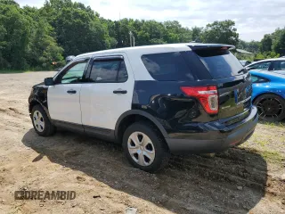 2013 Ford Utility Police Interceptor with VIN 1FM5K8AR2DGC63501, listed as a Copart auction lot 63795064 with 187,512 mi miles and Salvage Title. Bid and sale history available at carsss.com. Image 2.
