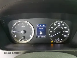 2017 Hyundai Sonata 2.4L z VIN 5NPE24AF3HH464683, wystawiony jako Copart lot #57812815 z przebiegiem 123 219 mil mil oraz Czysty tytuł • Clean title. Historia ofert i sprzedaży dostępna na DreamBid. Obrazek 9.