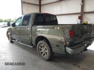 2004 Nissan Titan LE with VIN 1N6AA07A74N524414, listed as a IAAI auction lot 39769313 with 299,250 mi miles and . Bid and sale history available at DreamBid. Image 3.