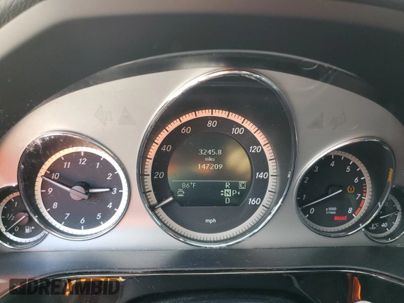 2010 Mercedes-Benz E-Class E 550 Luxury with VIN WDDHF9AB0AA127600, listed as a Copart auction lot 88497395 with 147,209 mi miles and Salvage Title. Bid and sale history available at carsss.com. Image 9.