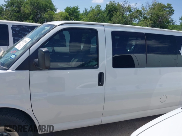 2016 Chevrolet Express Passenger LT with VIN 1GAZGPFG3G1216308, listed as a IAAI auction lot 42335486 with 241,776 mi miles and . Bid and sale history available at DreamBid. Image 14.