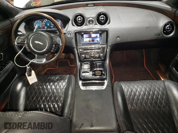 2017 Jaguar XJ with VIN SAJWJ2GD7H8W04672, listed as a Copart auction lot 81507804 with 45,781 mi miles and Salvage Title. Bid and sale history available at carsss.com. Image 8.