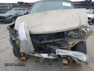 2000 Ford F-150 XL с VIN 1FTRX17L1YNA50543, выставлен на аукционе IAAI как лот 41864001 с пробегом 251 925 миль миль и . История ставок и продаж доступна на DreamBid. Изображение 6.