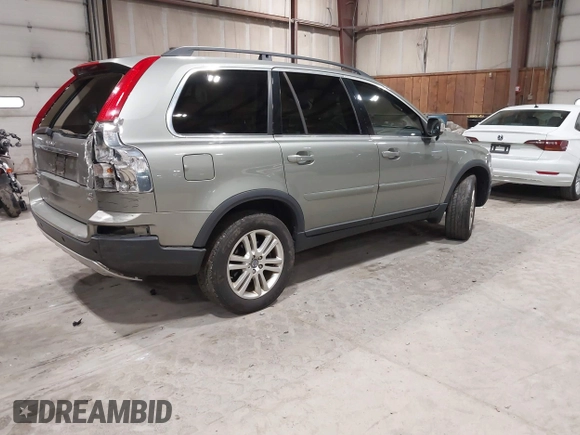 2007 Volvo XC90 I6 with VIN YV4CZ982071347164, listed as a IAAI auction lot 42020061 with 121,349 mi miles. Bid and sale history available at carsss.com. Image 4.