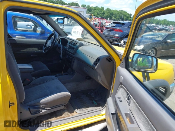 2000 Nissan Frontier XE with VIN 1N6ED26T7YC360056, listed as a IAAI auction lot 42354804 with Not provided miles and . Bid and sale history available at DreamBid. Image 5.