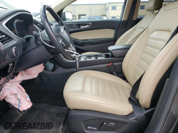 2019 Ford Edge SEL z VIN 2FMPK4J92KBB21770, wystawiony jako Copart lot #56056585 z przebiegiem 64 042 mil mil oraz Szkoda całkowita • Salvage title. Historia ofert i sprzedaży dostępna na DreamBid. Obrazek 7.