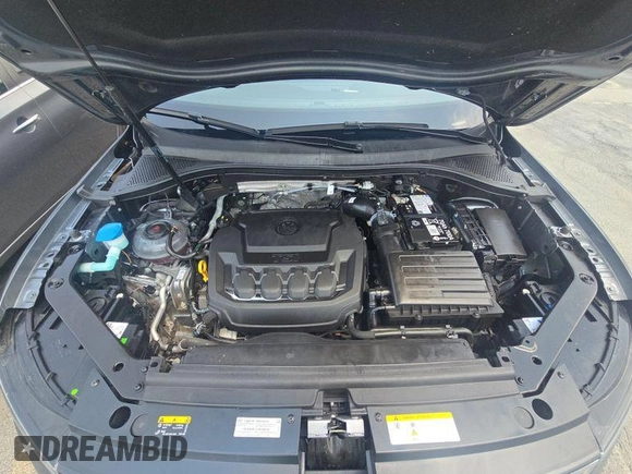2024 Volkswagen Tiguan SE z VIN 3VV3B7AX1RM107078, wystawiony jako IAAI lot #42852792 z przebiegiem 36 642 mil mil oraz . Historia ofert i sprzedaży dostępna na DreamBid. Obrazek 3.