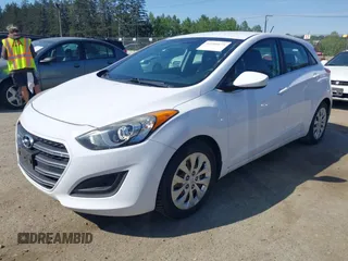 2016 Hyundai Elantra with VIN KMHD35LH0GU264387, listed as a IAAI auction lot 42186675 with 124,423 mi miles and . Bid and sale history available at DreamBid. Image 2.