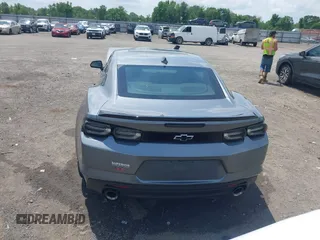 2022 Chevrolet Camaro 1SS z VIN 1G1FF1R70N0101991, wystawiony jako IAAI lot #42148128 z przebiegiem 49 451 mil mil oraz . Historia ofert i sprzedaży dostępna na DreamBid. Obrazek 16.
