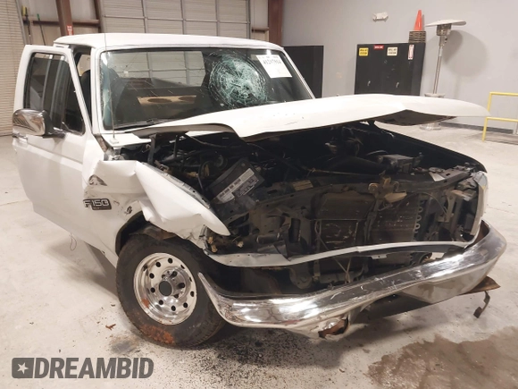 1992 Ford F-150 with VIN 1FTEX15H1NKB55335, listed as a IAAI auction lot 41297914 with 1 mi miles. Bid and sale history available at carsss.com. Image 6.