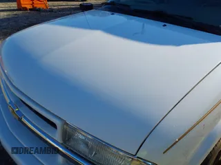 2002 Chevrolet Blazer LS z VIN 1GNDT13W32K146843, wystawiony jako IAAI lot #41497892 z przebiegiem 121 882 mil mil oraz . Historia ofert i sprzedaży dostępna na DreamBid. Obrazek 6.