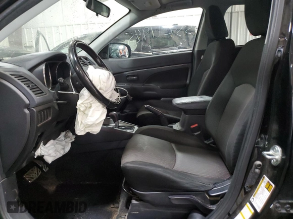 2019 Mitsubishi Outlander ES z VIN JA4AR3AU9KU008553, wystawiony jako Copart lot #55217945 z przebiegiem 85 670 mil mil oraz Szkoda całkowita • Salvage title. Historia ofert i sprzedaży dostępna na DreamBid. Obrazek 7.