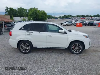 2014 Kia Sorento SX Limited with VIN 5XYKW4A79EG516529, listed as a IAAI auction lot 42787320 with 224,869 mi miles and . Bid and sale history available at DreamBid. Image 13.