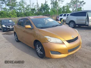 2009 Toyota Matrix z VIN 2T1KU40E89C008205, wystawiony jako IAAI lot #42305478 z przebiegiem 145 120 mil mil oraz . Historia ofert i sprzedaży dostępna na DreamBid. Obrazek 1.