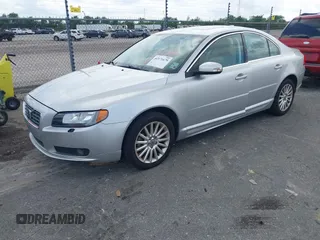 2007 Volvo S80 I6 with VIN YV1AS982871041161, listed as a IAAI auction lot 42171679 with 176,275 mi miles. Bid and sale history available at carsss.com. Image 2.