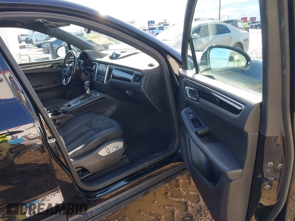 2017 Porsche Macan with VIN WP1AA2A59HLB04390, listed as a IAAI auction lot 41658069 with 72,111 mi miles and . Bid and sale history available at DreamBid. Image 5.
