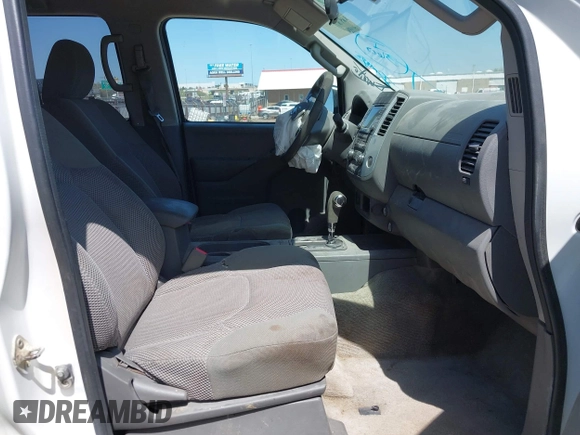 2015 Nissan Frontier SV with VIN 1N6AD0ER9FN732989, listed as a IAAI auction lot 42013726 with 147,596 mi miles and . Bid and sale history available at DreamBid. Image 5.
