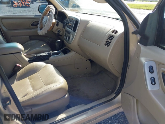 2007 Ford Escape Limited with VIN 1FMCU94187KB59285, listed as a IAAI auction lot 42773968 with 161,709 mi miles and . Bid and sale history available at DreamBid. Image 5.