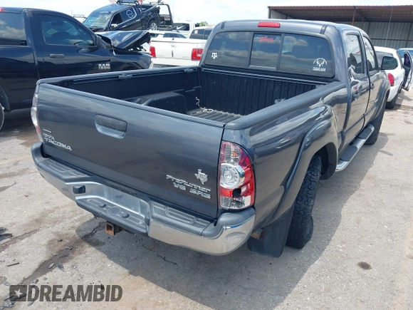 2013 Toyota Tacoma PreRunner with VIN 5TFKU4HN8DX004458, listed as a IAAI auction lot 42371898 with 142,532 mi miles and . Bid and sale history available at DreamBid. Image 4.