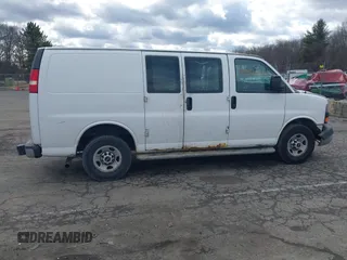 2015 GMC Savana Cargo Van with VIN 1GTW7FCF4F1900721, listed as a IAAI auction lot 41721202 with 228,699 mi miles. Bid and sale history available at carsss.com. Image 12.