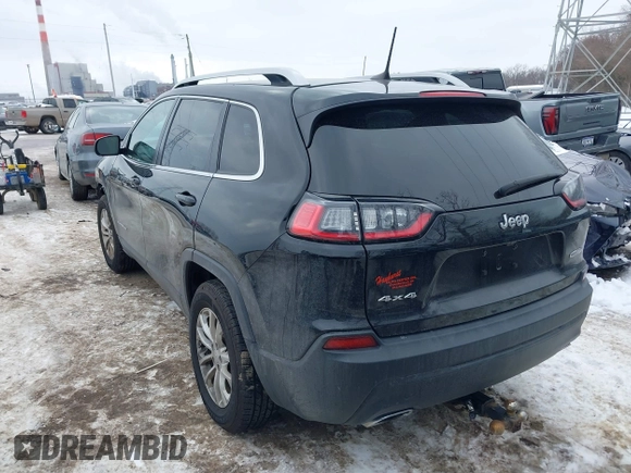 2019 Jeep Cherokee Latitude with VIN 1C4PJMCX6KD155434, listed as a IAAI auction lot 41347851 with 256,713 mi miles. Bid and sale history available at carsss.com. Image 3.