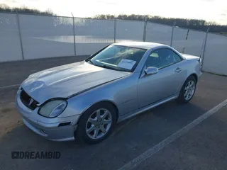 2001 Mercedes-Benz SLK 230 Kompressor с VIN WDBKK49F71F187400, выставлен на аукционе IAAI как лот 41234092 с пробегом 168 219 миль миль и . История ставок и продаж доступна на DreamBid. Изображение 2.