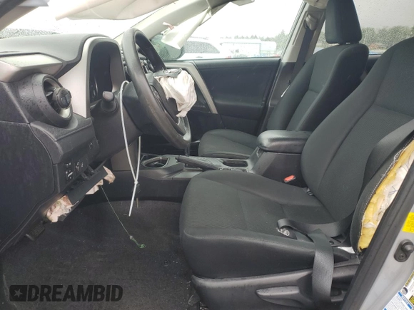 2017 Toyota RAV4 LE z VIN 2T3BFREV9HW570439, wystawiony jako Copart lot #56710325 z przebiegiem 87 766 mil mil oraz Szkoda całkowita • Salvage title. Historia ofert i sprzedaży dostępna na DreamBid. Obrazek 7.