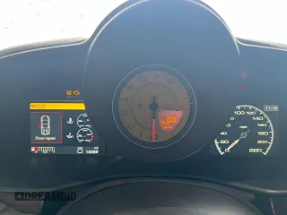 2014 Ferrari 458 Italia z VIN ZFF68NHA6E0201648, wystawiony jako Copart lot #41274584 z przebiegiem 15 586 mil mil oraz . Historia ofert i sprzedaży dostępna na DreamBid. Obrazek 9.