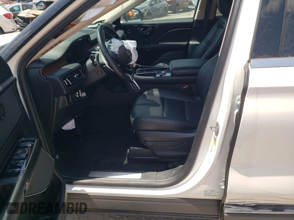 2023 Lincoln Aviator Reserve with VIN 5LM5J7WC9PGL14351, listed as a Copart auction lot 53533333 with 1,347 mi miles and Non repairable. Bid and sale history available at DreamBid. Image 7.